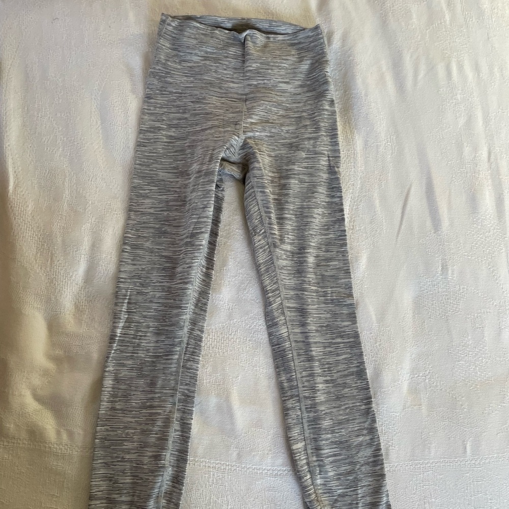 Lululemon align legging grey stripe - size 4